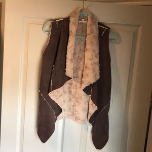 Fur suede vest